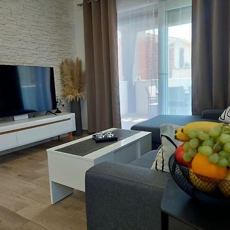 Valux Apartman Póla Kültér fotó