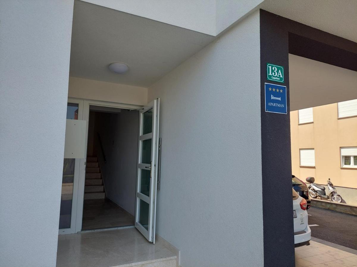 Valux Apartman Póla Kültér fotó