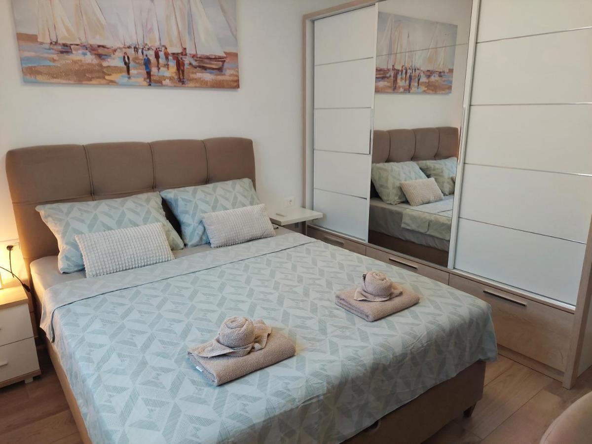 Valux Apartman Póla Kültér fotó